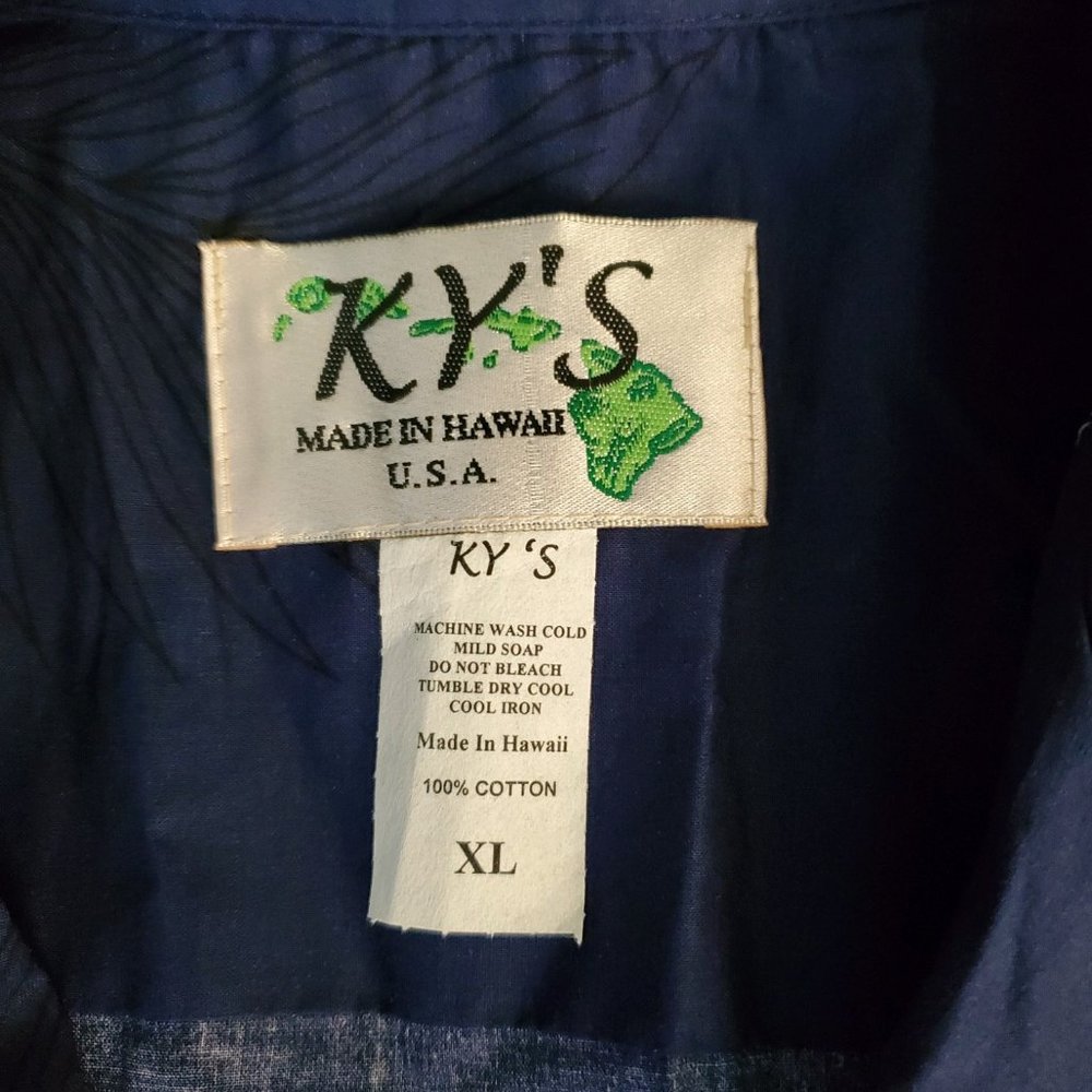 Men's Orchids Heliconia Hawaiian Shirt Side Border - Picture 2 of 10